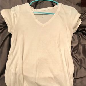 White maternity t shirt